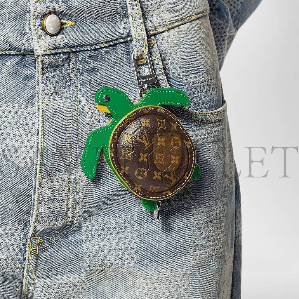 LOUIS VUITTON LV TURTLE POUCH BAG CHARM M01471 LOUIS VUITTON LV TURTLE POUCH BAG CHARM M01471